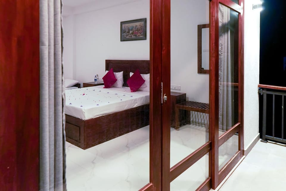 Bed, Balcony/Terrace, Bedroom