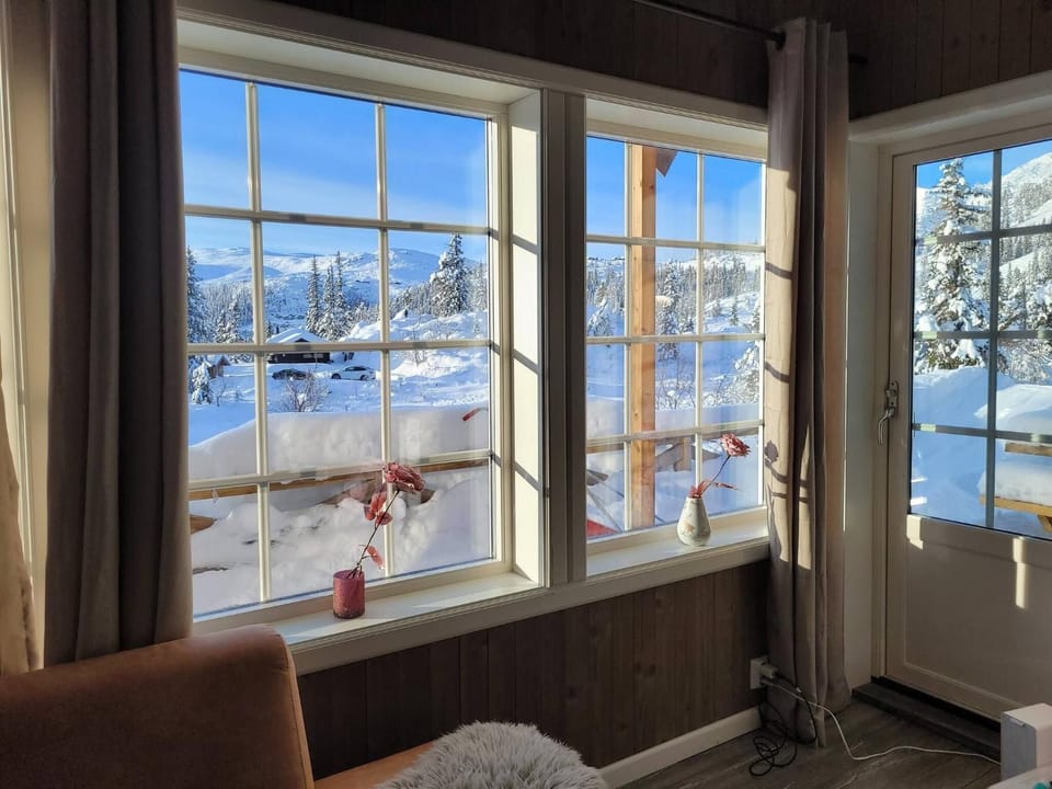 Cozy Cabin Retreat in Fl, Norway - Perfect for Families and Nature Lovers Cabin in Viken, Norway