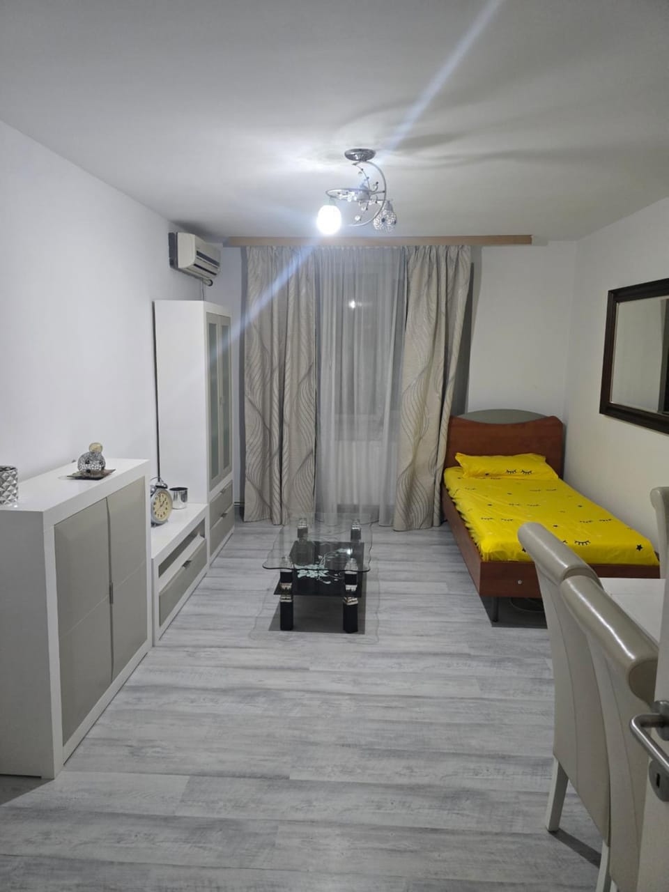 Apartament R&R Apartment in Craiova
