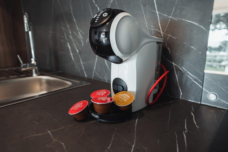 Coffee/tea facilities, Kitchen or kitchenette