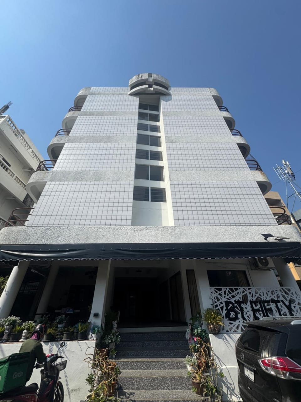 BT fifty Apartment in Bangkok