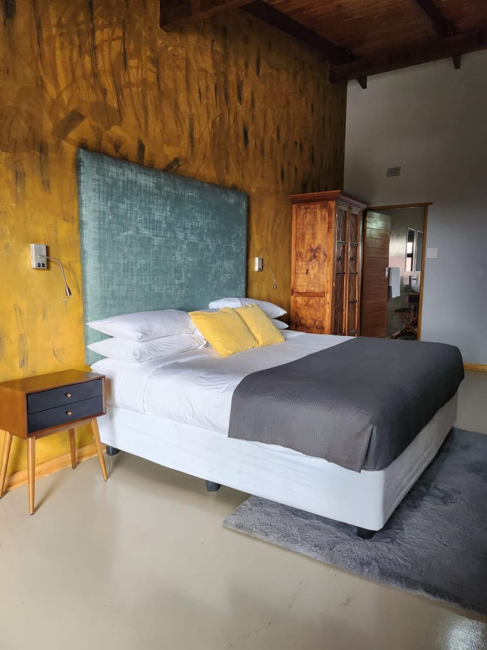 Birkview Lodge in Chintsa Nature lodge in Eastern Cape