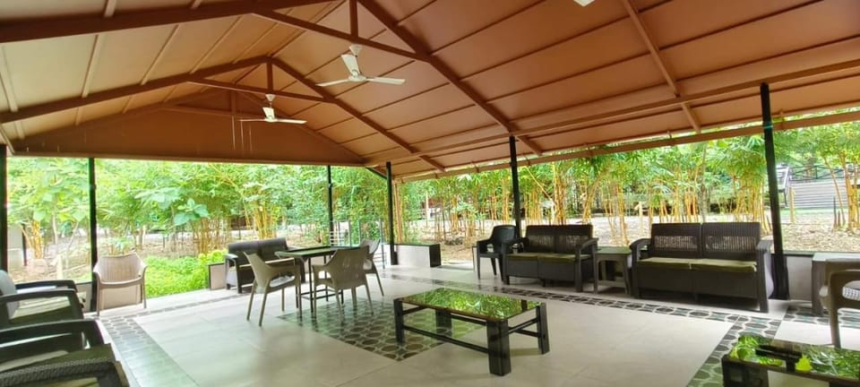 Seating area, Garden view