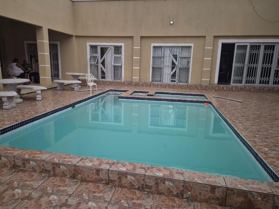 Morogoro Park Lodge Nature lodge in Eastern Cape