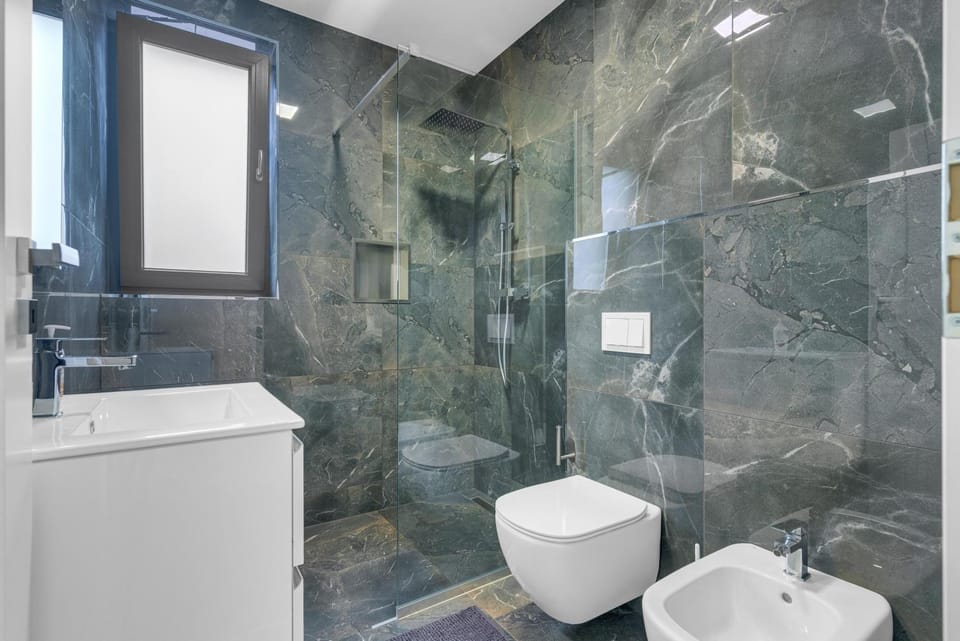 Shower, Toilet, Bathroom, bidet