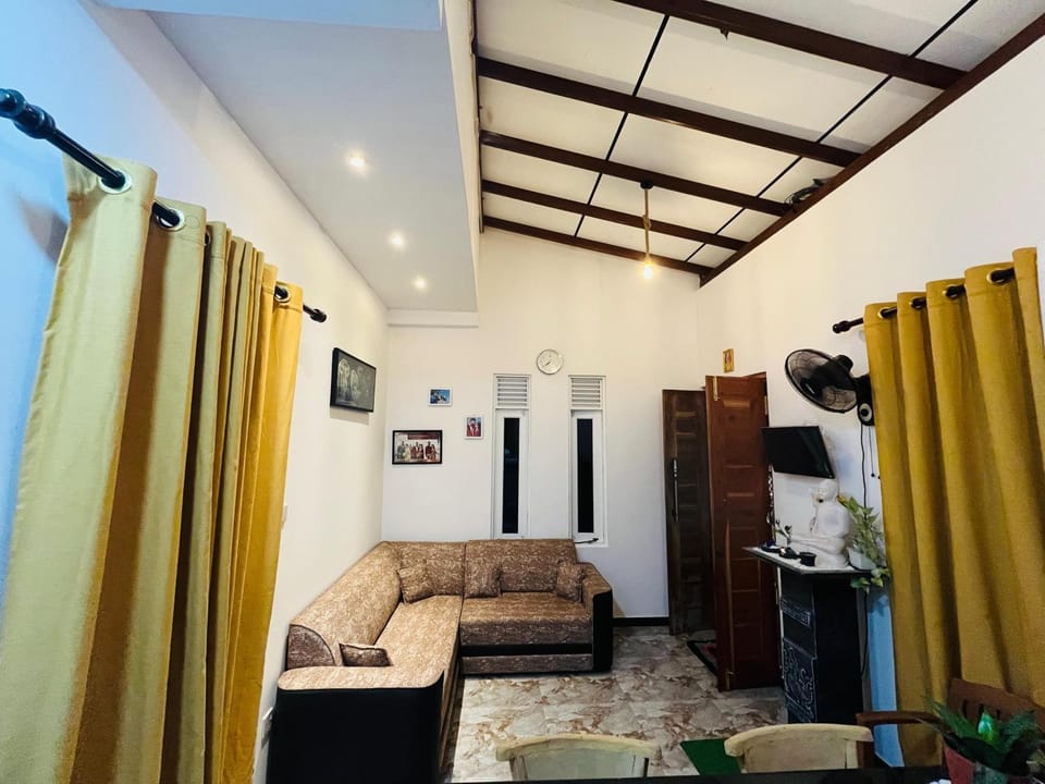 Surf Rest House Villa in Southern Province