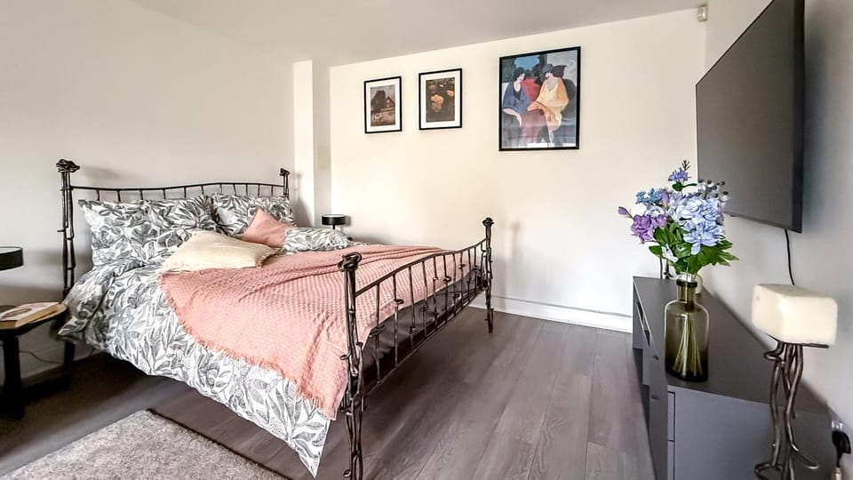 TV and multimedia, Bedroom
