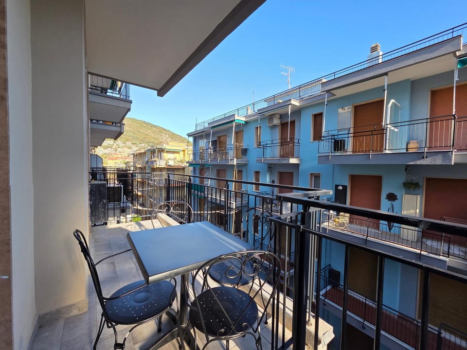 Delfino - By Ligooria Apartment in Pietra Ligure