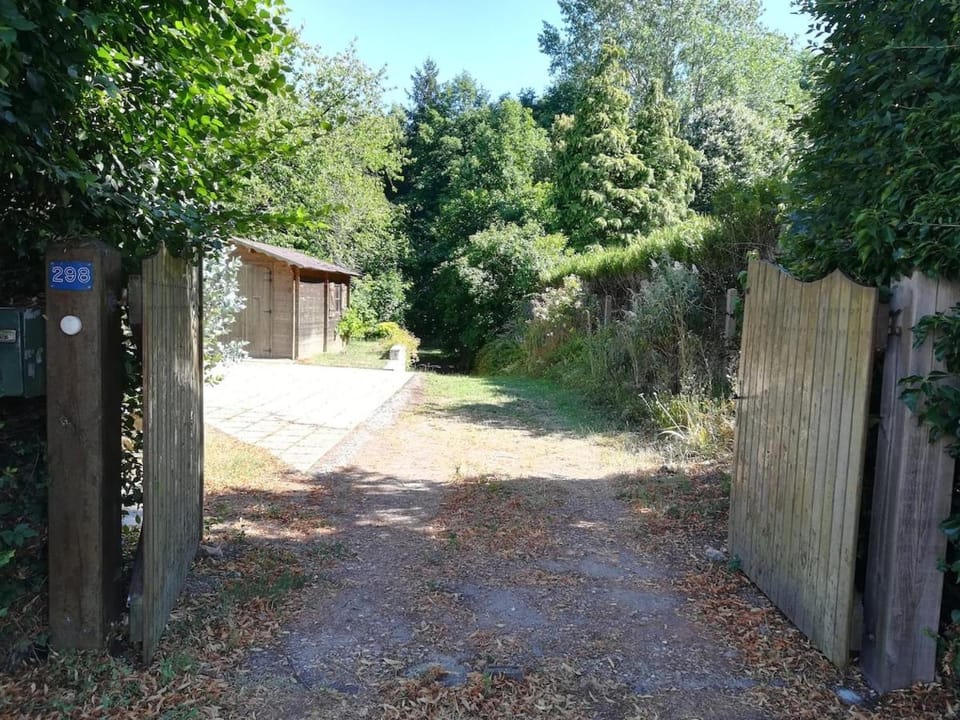 Charmant cocon, jardin, aux portes de Verneuil House in Normandy