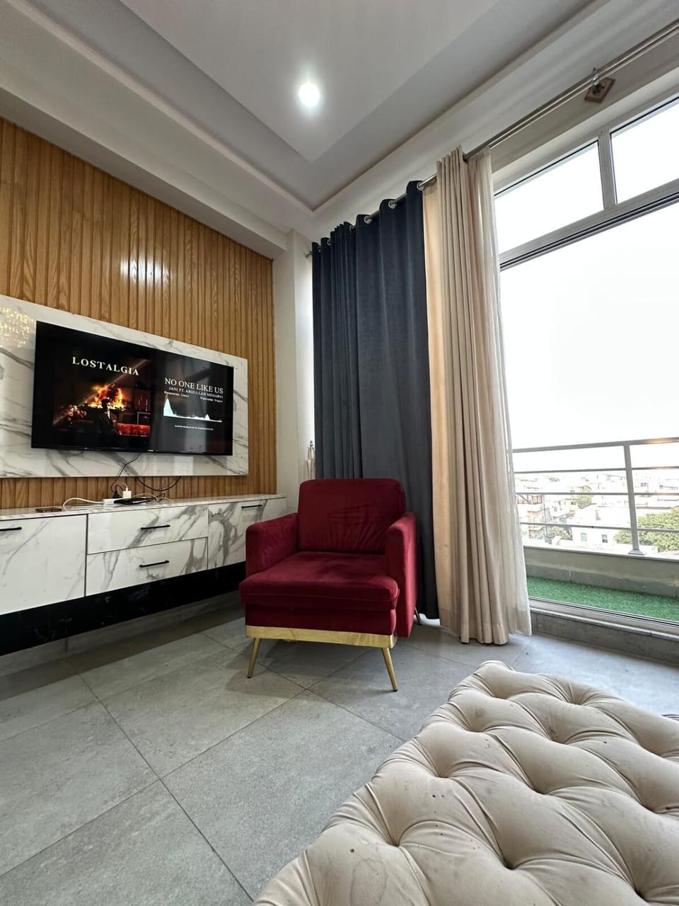 Hs Retreat Luxurious Penthouse Self Check In Apartment in Islamabad Capital Territory