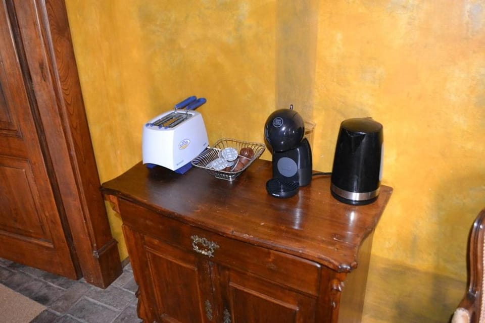 La Dimora della Luna Appartamento Giallo Apartment in Trieste