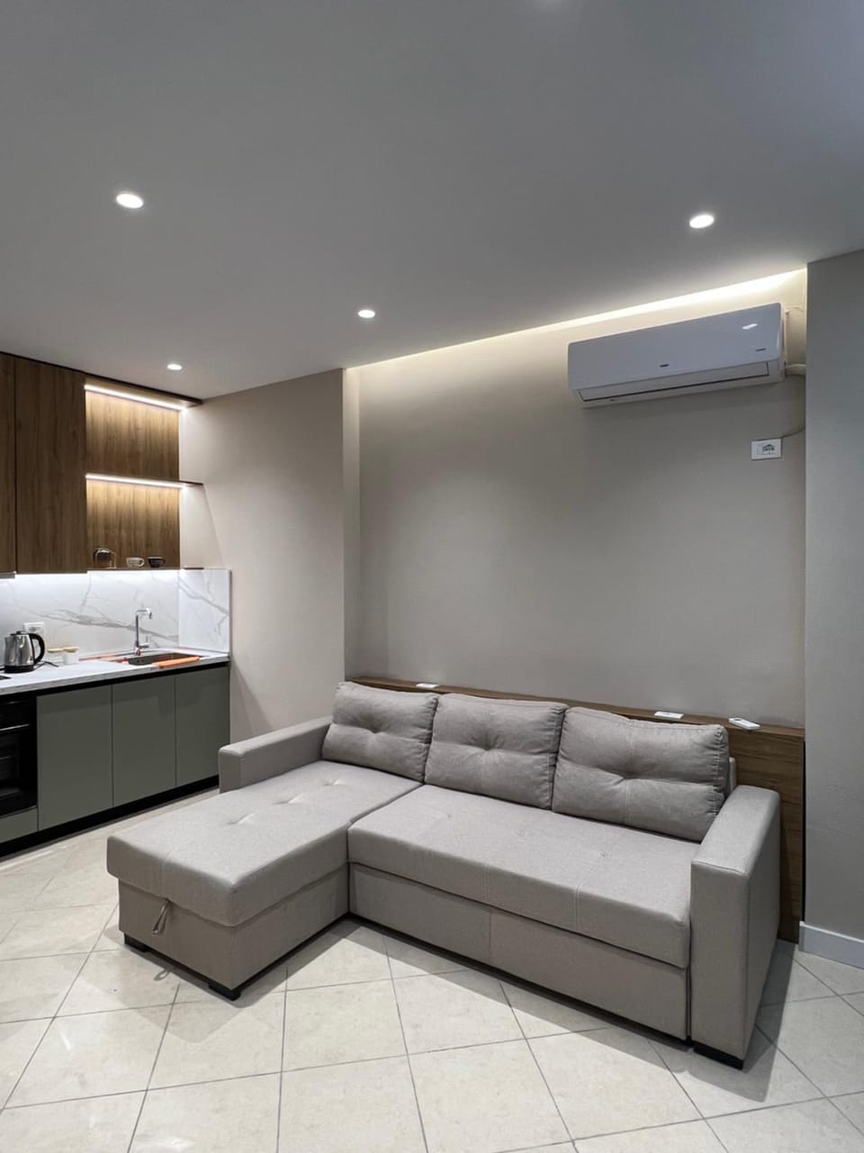 Kitchen or kitchenette, Living room, Seating area, air conditioner