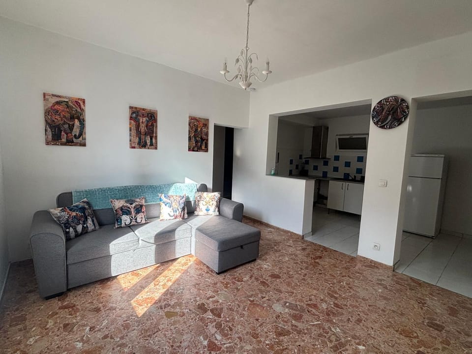 Maison Éléphantaisie Apartment in French Basque Country