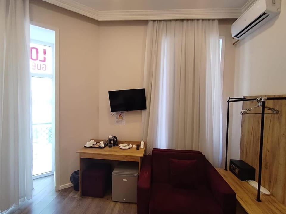 London Hotel Baku Hostel in Baku