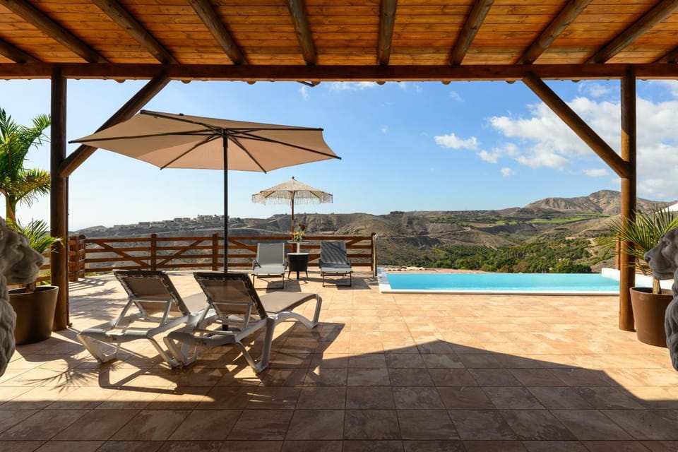 Natural landscape, View (from property/room), Balcony/Terrace, Mountain view, Pool view, Swimming pool