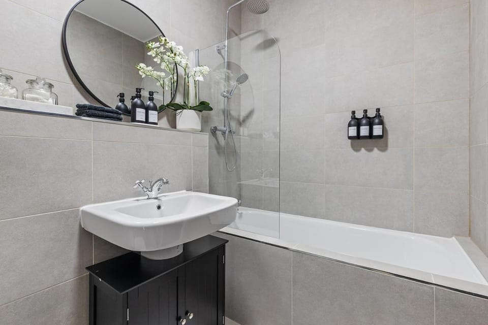 Shower, Bathroom, Bath