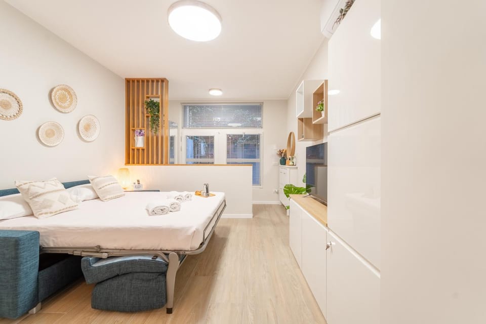 Living room, Bedroom