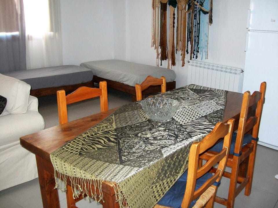 Kitchen or kitchenette, Other, Dining area