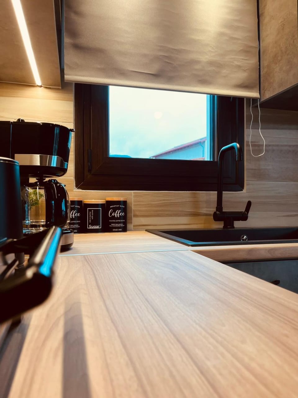 Coffee/tea facilities, Seating area
