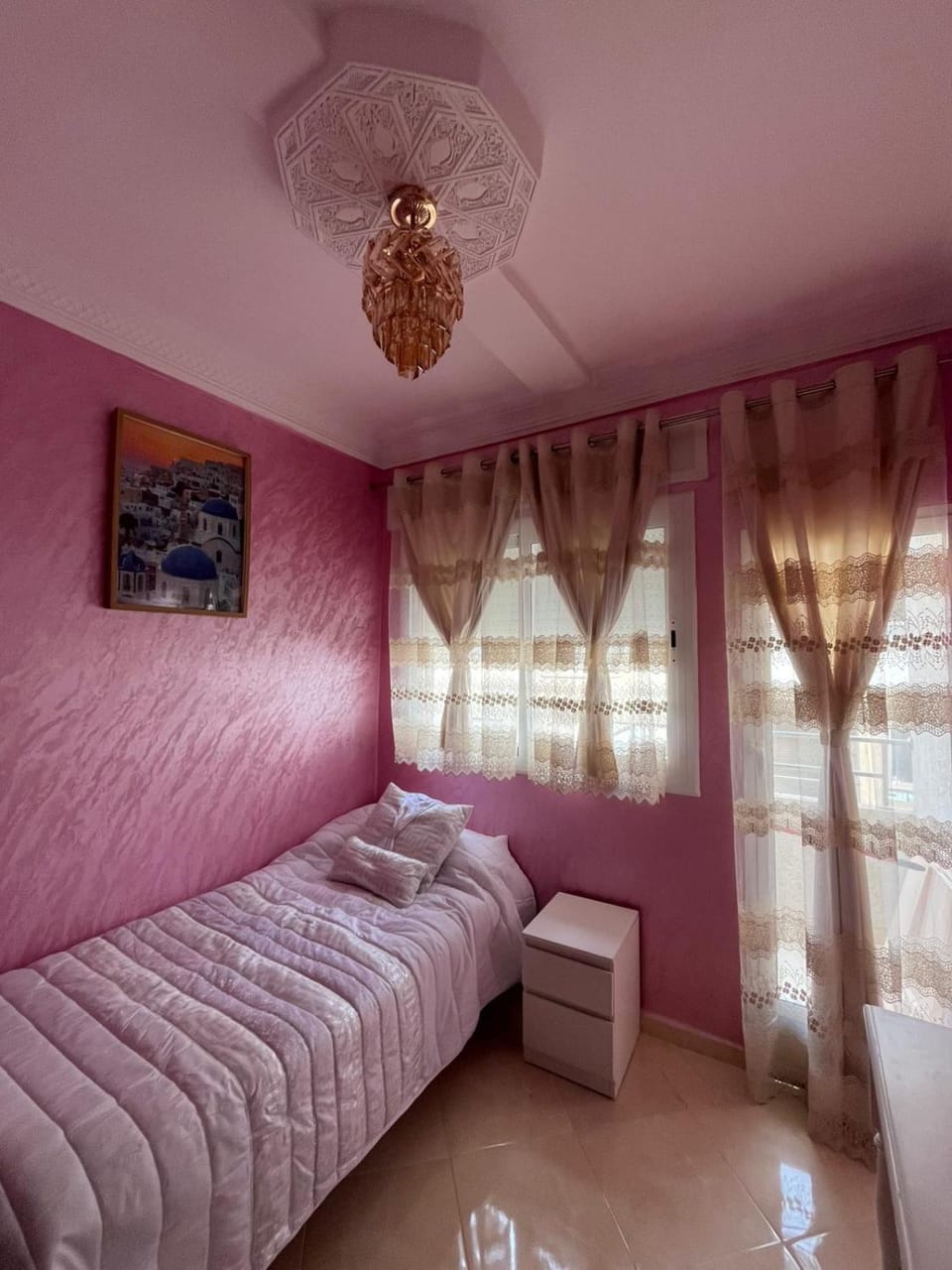 Photo of the whole room, Seating area, Bedroom
