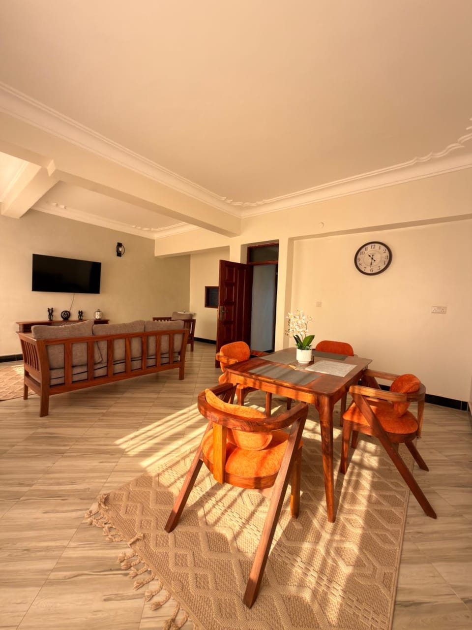Living room, Seating area, Dining area