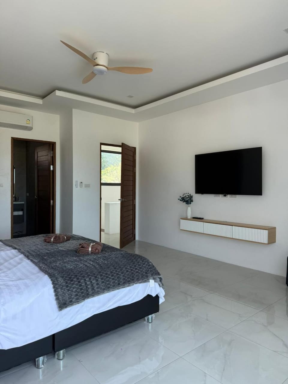 Villa Fiesta, 5bd, palace Villa in Ko Samui