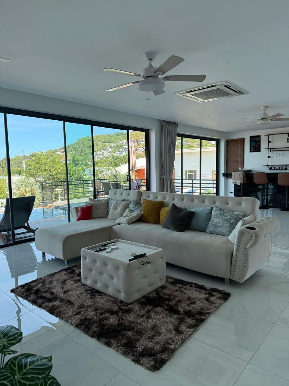 Villa Fiesta, 5bd, palace Villa in Ko Samui