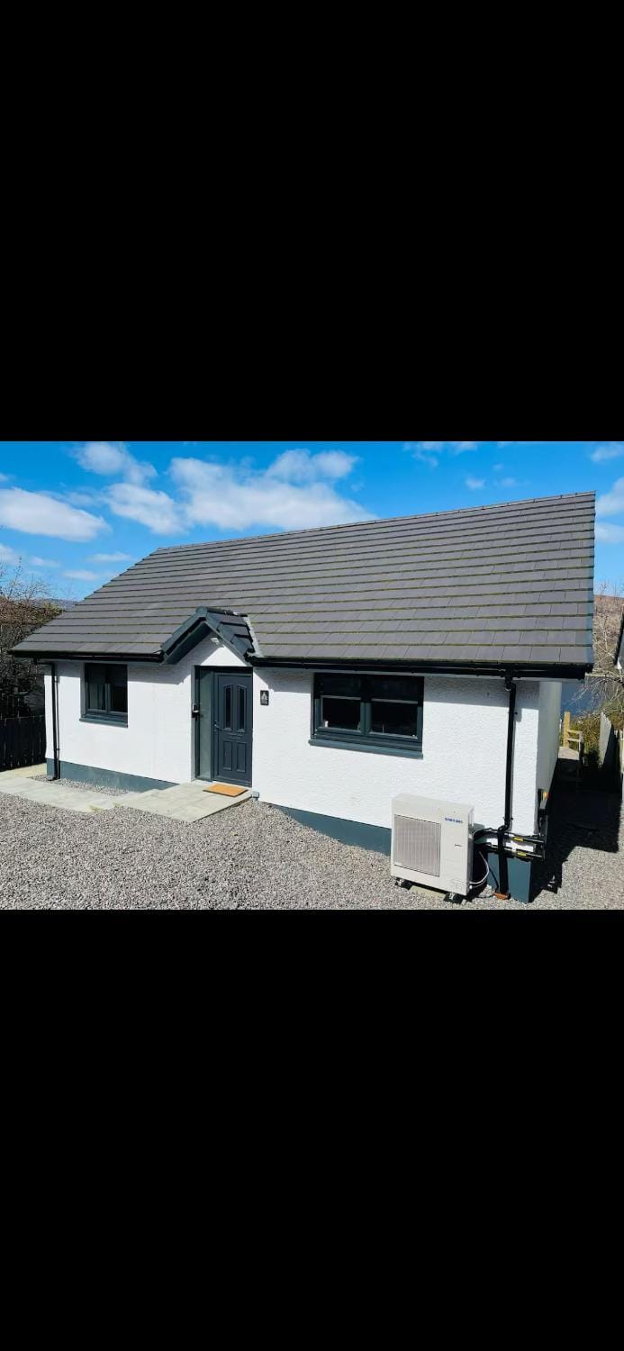 Thistle cottage Entire home away from home in Town centre House in Fort William