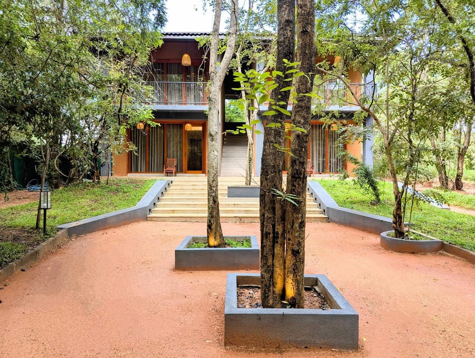Property building, Pool view