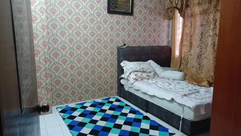 el-yusra homestay Apartment in Bayan Lepas