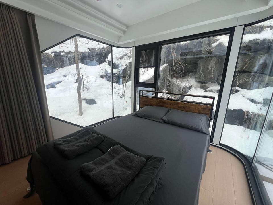 #41 Space Capsule 1-bdr Campground/ 
RV Resort in Parry Sound