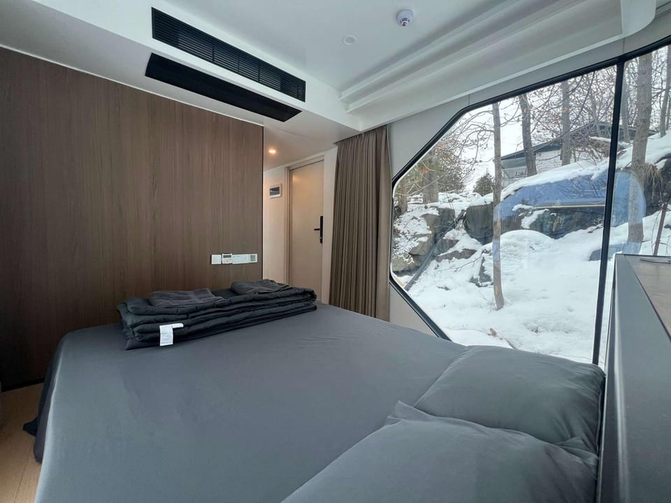 #42 Space Capsule 1-bdr Campground/ 
RV Resort in Parry Sound