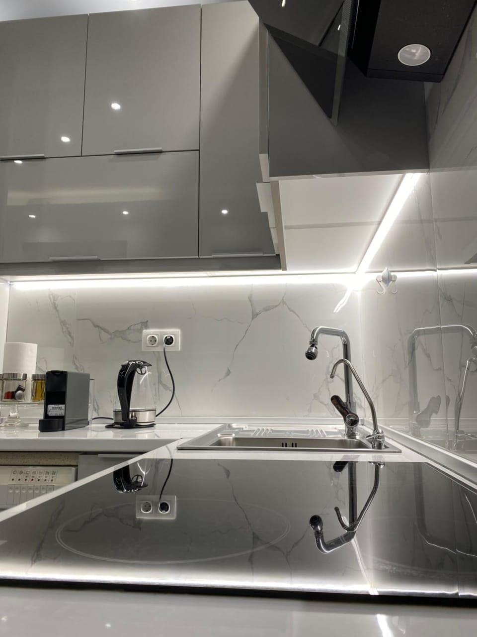 Coffee/tea facilities, kitchen