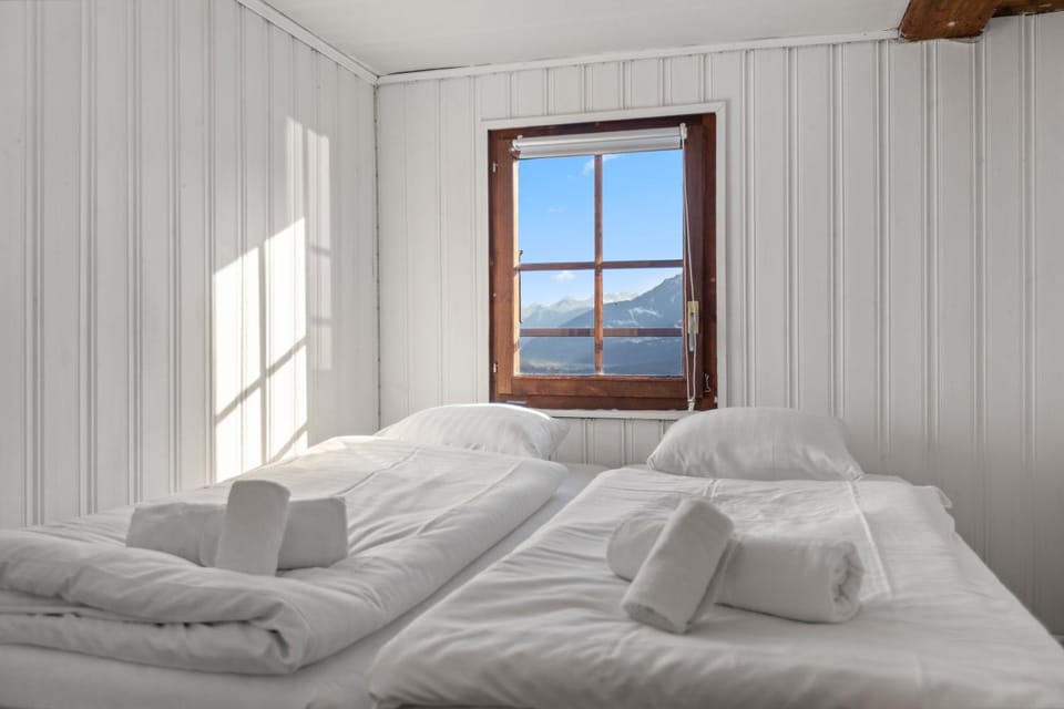 Historic Charming House 10 min from Crans-Montana Chalet in Crans-Montana