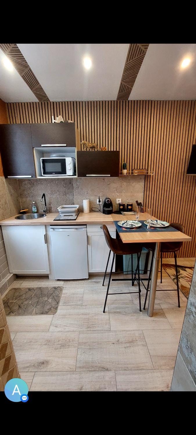 Studio tt équipé Apartment in Le Mans