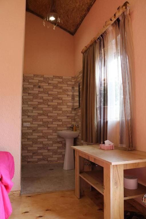 Saro B&B and Extreme Safari Tours Bed and Breakfast in Armenia