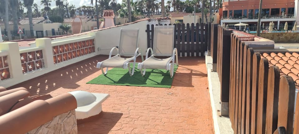 Day, View (from property/room), Balcony/Terrace, sunbed