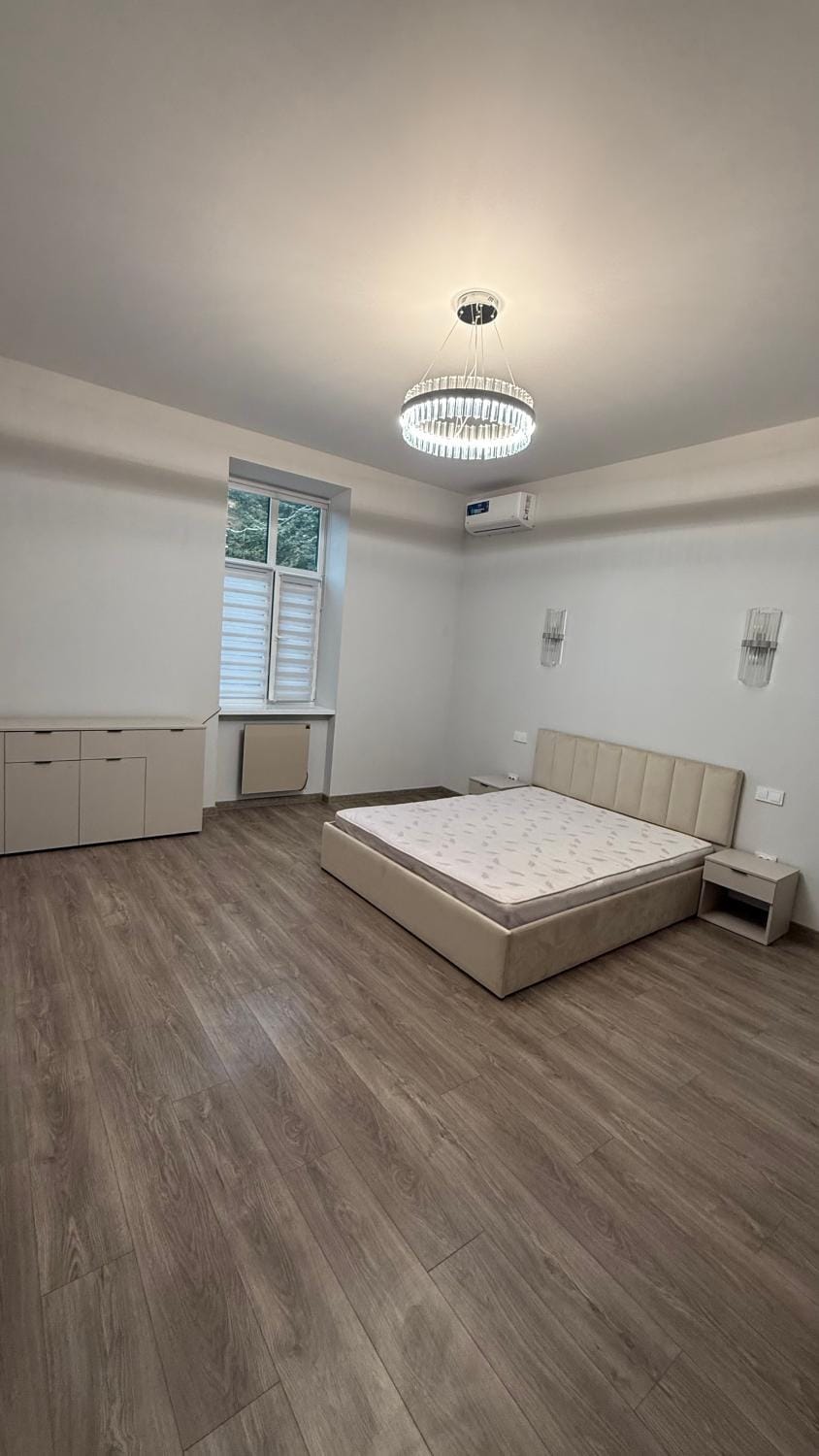 Апартаменти в центрі міста Apartment in Ukraine