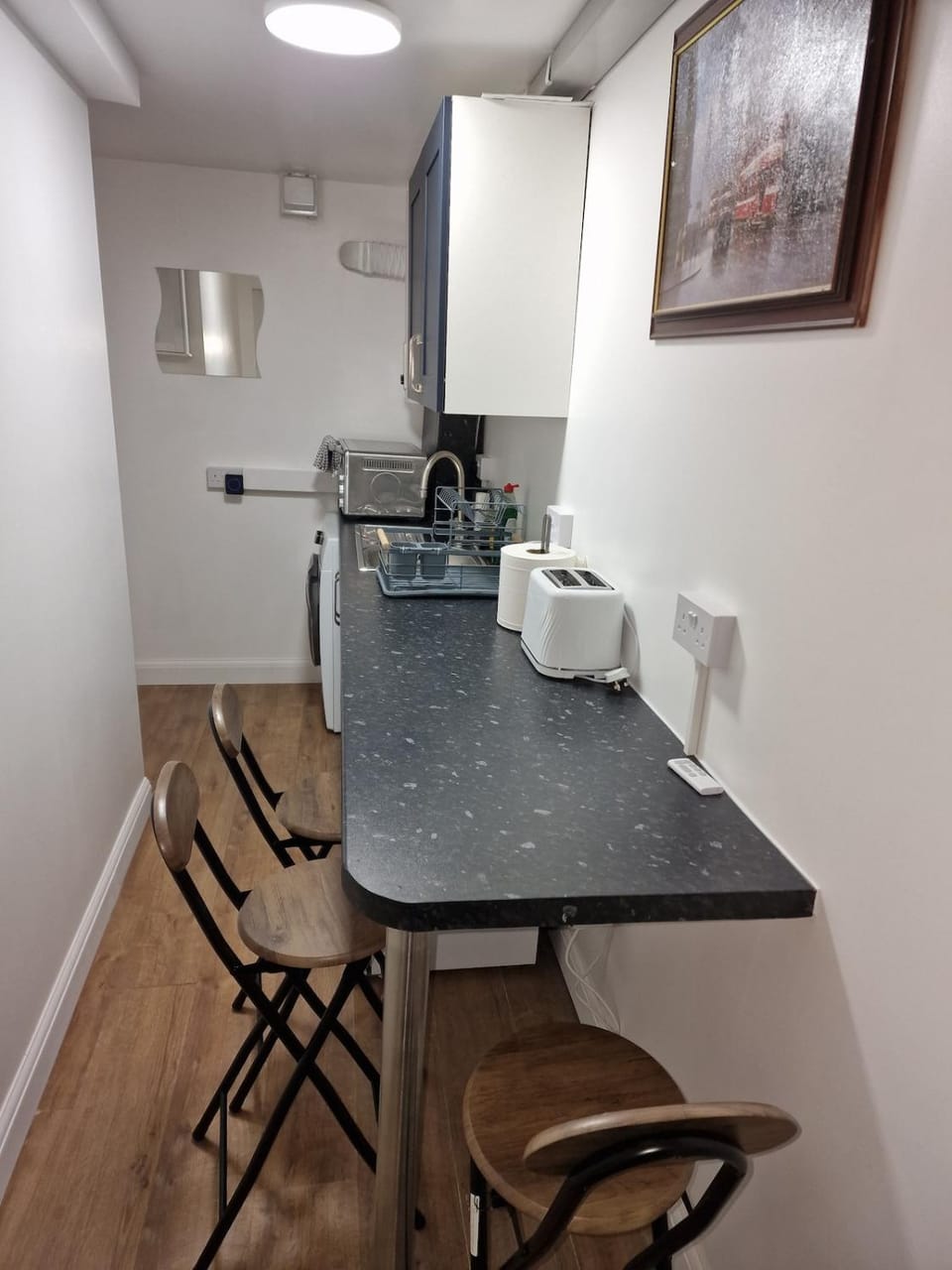 NightRest Homes - Studio Flat - Free Parking - 5 Minutes to Luton airport Apartment in Luton