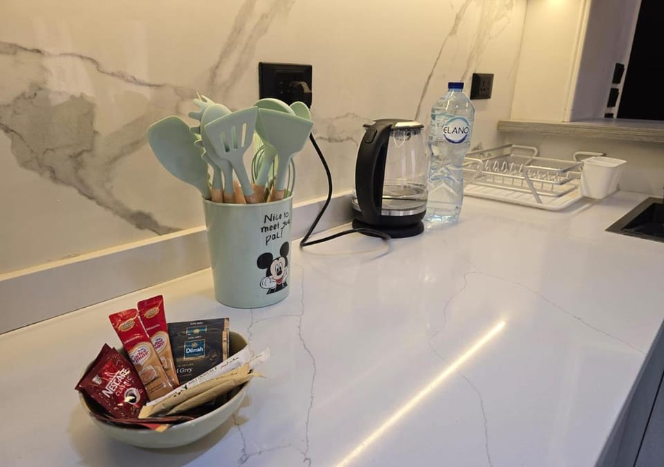Coffee/tea facilities, Kitchen or kitchenette