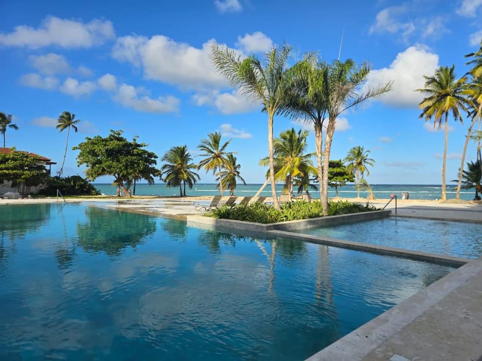Sea view, Swimming pool