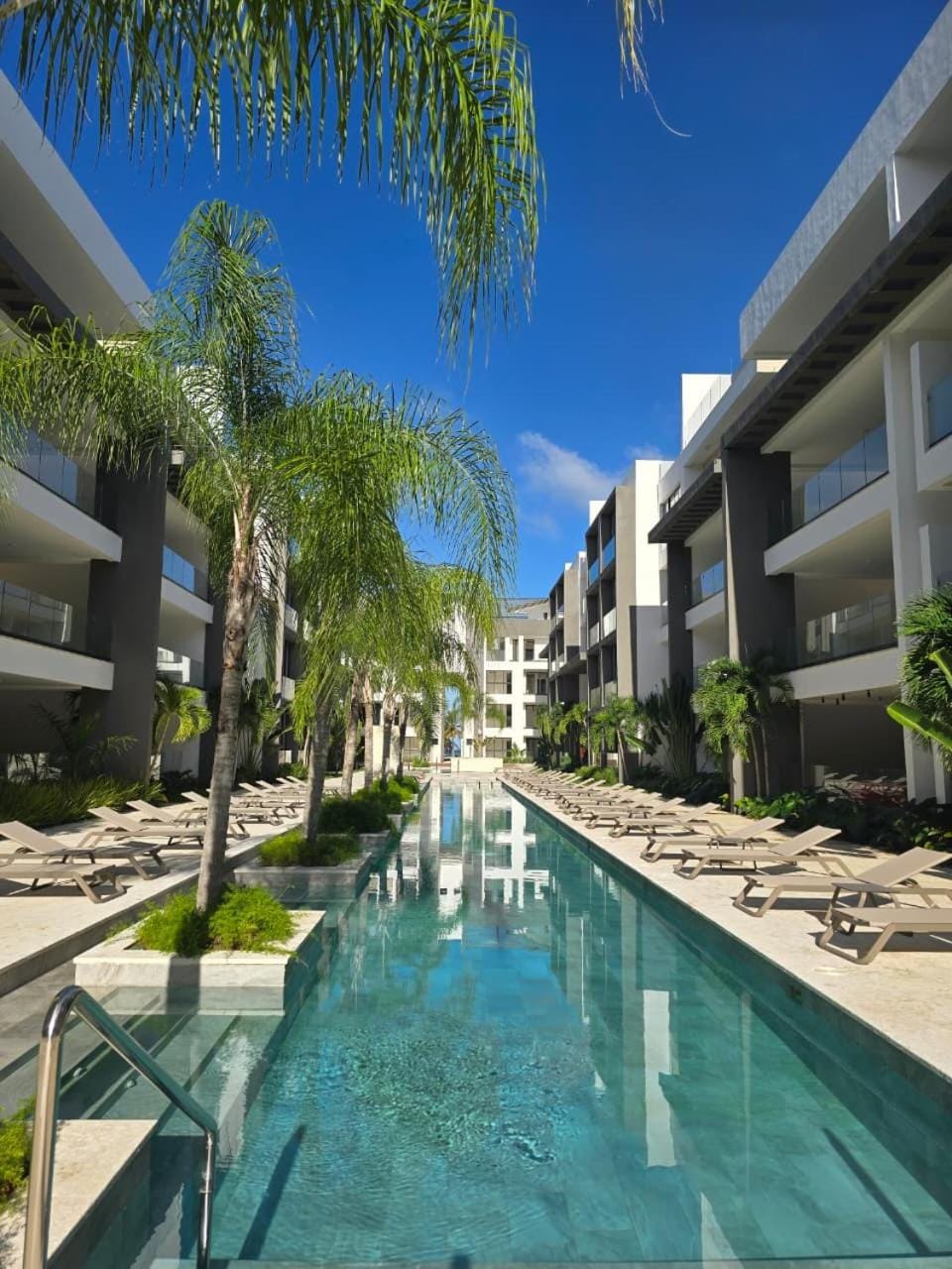 Property building, Swimming pool
