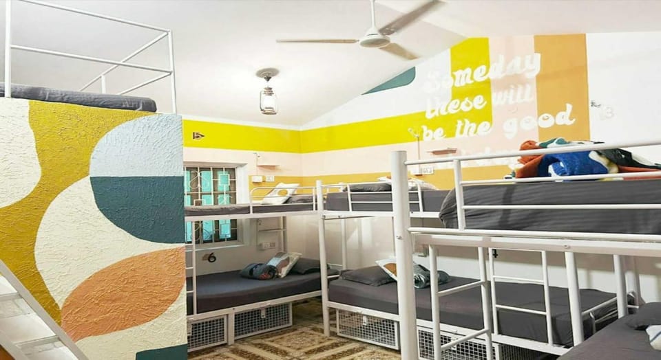 bunk bed, air conditioner