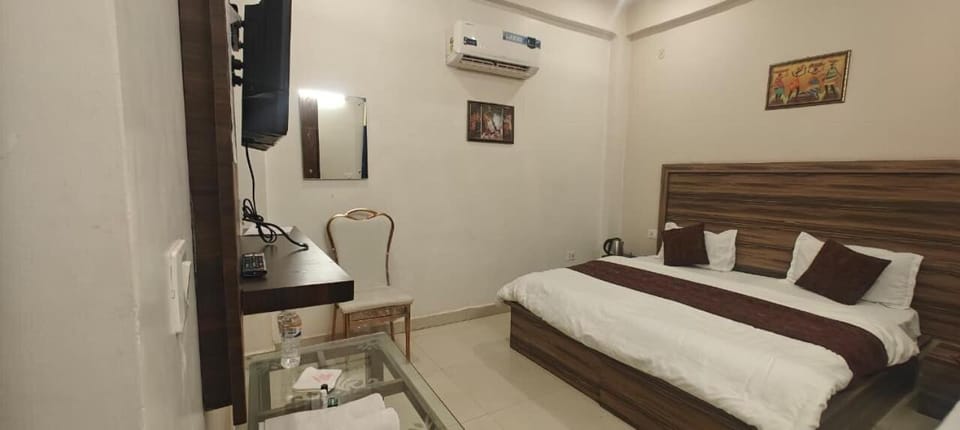 maharaja holidays,unit a1, rajrooppur, prayagraj Apartment in Uttar Pradesh