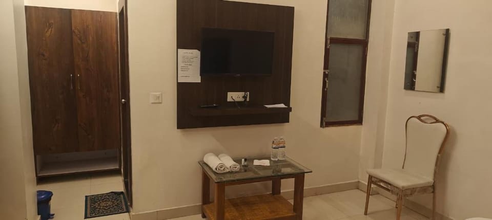 maharaja holidays,unit a1, rajrooppur, prayagraj Apartment in Uttar Pradesh