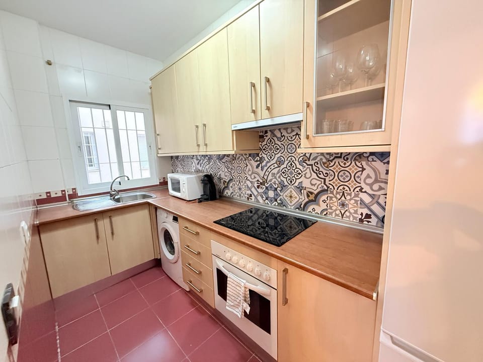 Kitchen or kitchenette, stove