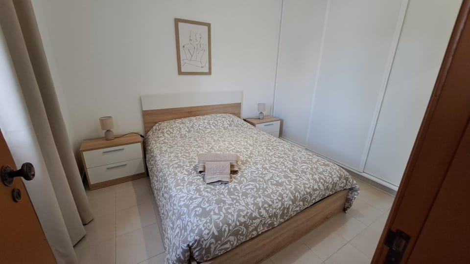 Bedroom, wardrobe