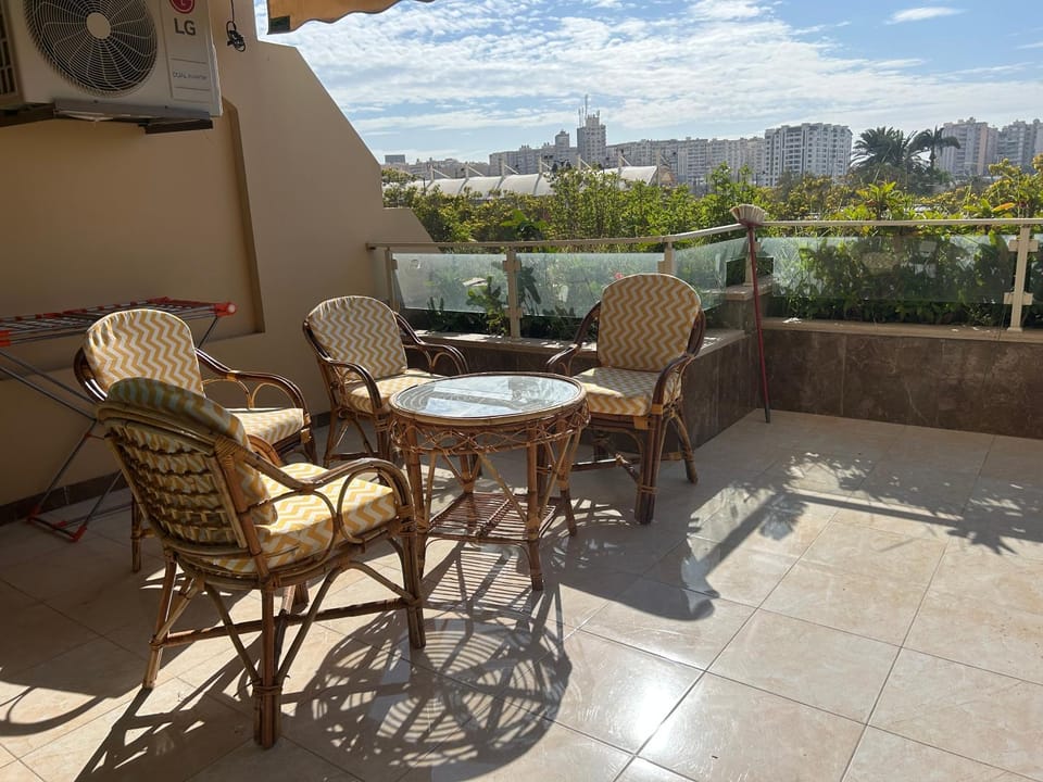 Deluxe condo in Smouha Apartment in Alexandria