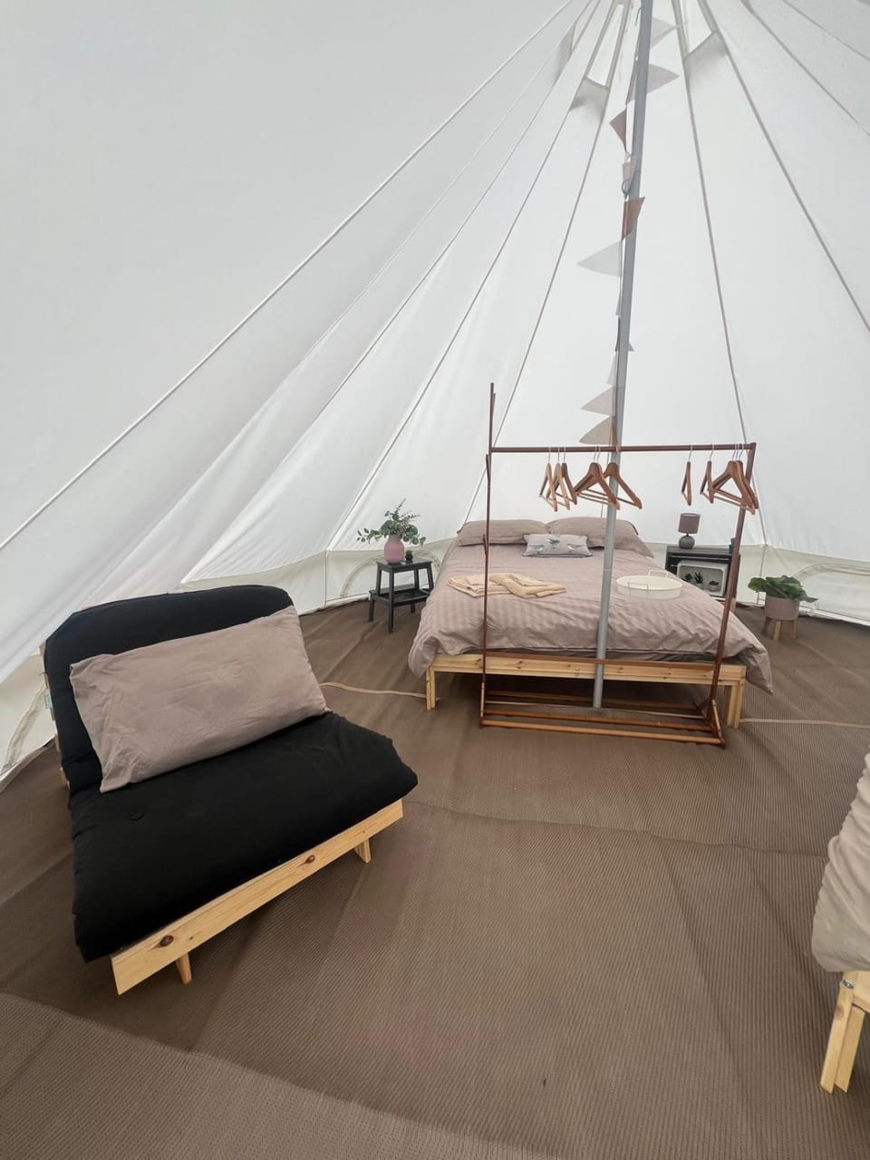 Tente Cloche de Vigne - Glamping on a Vineyard Luxury tent in Nouvelle-Aquitaine