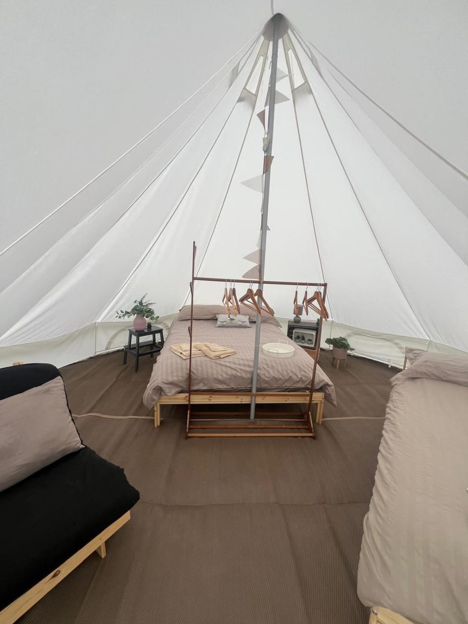 Tente Cloche de Vigne - Glamping on a Vineyard Luxury tent in Nouvelle-Aquitaine